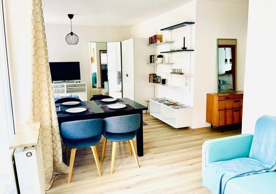 Sonniges Apartment In Ruhiger Und Zentraler Lage بفورتسهايم المظهر الخارجي الصورة